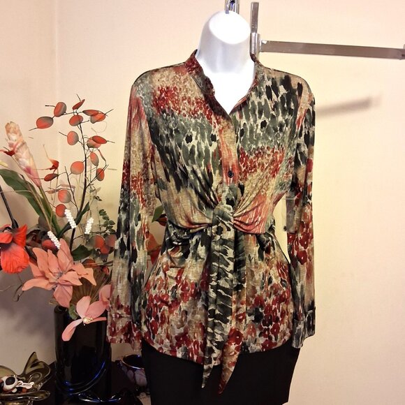 NWT Robert Kitchen Women's Burgundy Black Beige Printed Blouse Size 10 M - Picture 3 of 13